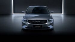 Fotograf&iacute;a del auto tipo sed&aacute;n marca geely modelo new emgrand