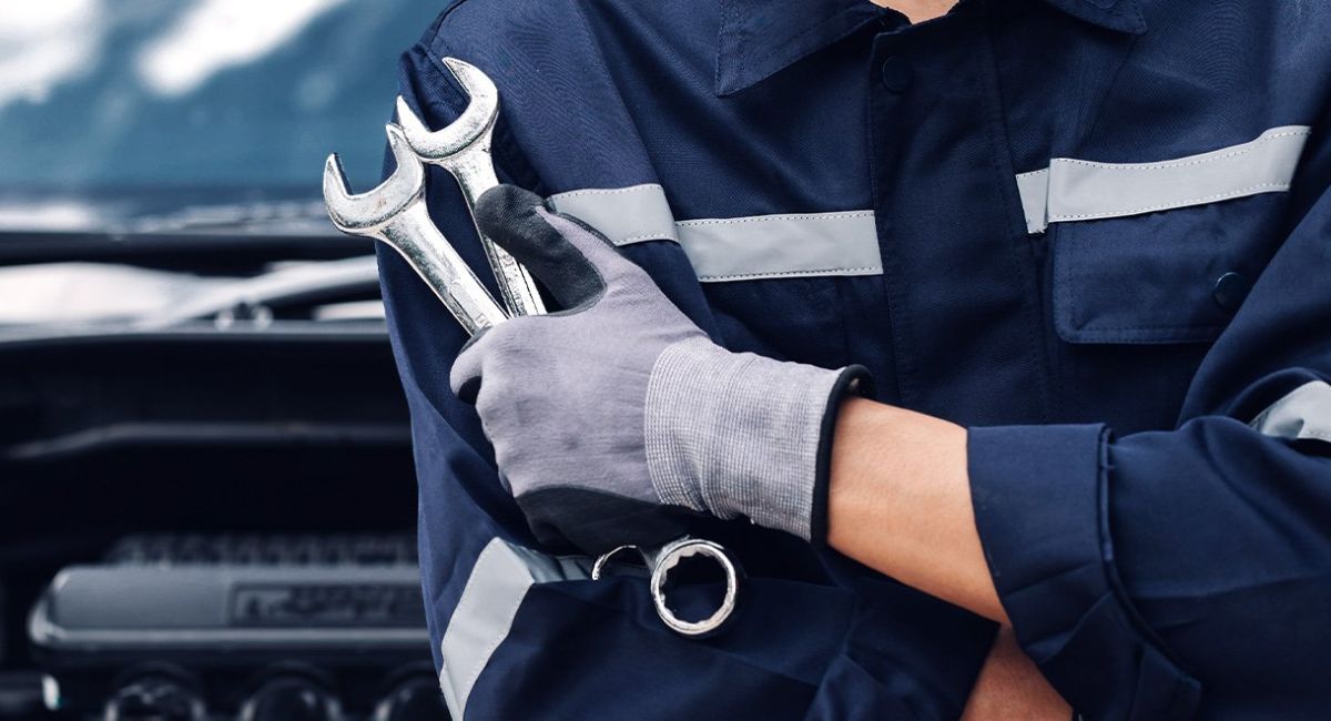 especialista en mantenimiento de autos especialista en mantenimiento de autos